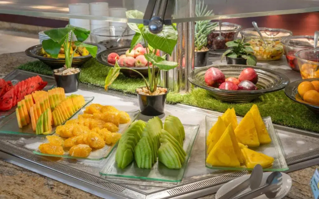 Отель Triumph Luxury Hotel