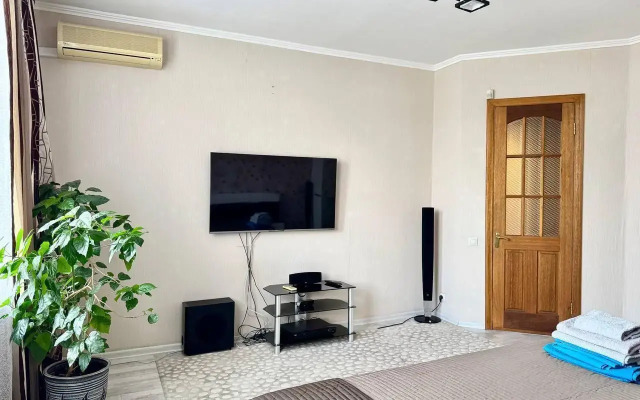 Квартира Трёхкомнатная На Проспекте Ленина 26