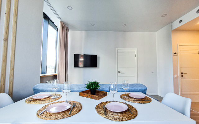 Skandinaviya three-room apartment with a gorgeous view of Moscow City Apartments