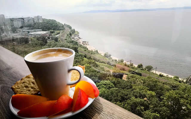 Квартира Стильные апартаменты с видом на море