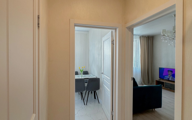 Odnokomnatnaya V Belykh Rosakh Flat
