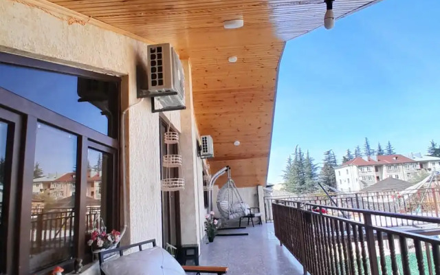 Andro House Guest House
