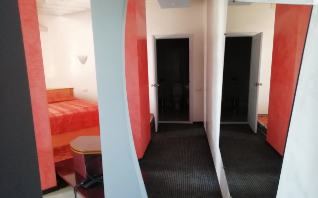 Galaktika Razvlecheniy Mini-Hotel
