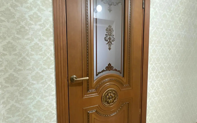 Trekhkomnatnye v Tsentre Kislovodska Apartment