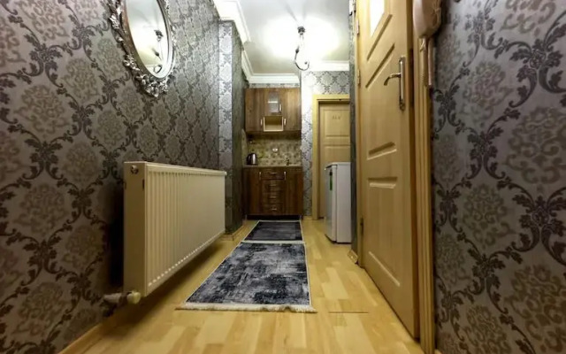 Aruna Hotel