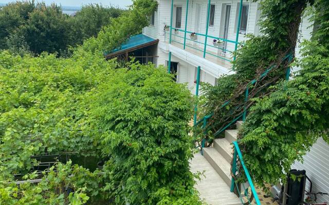 Leto Vsem Guest House