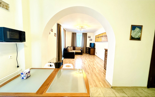 Квартира на Аланской, 25 "12"