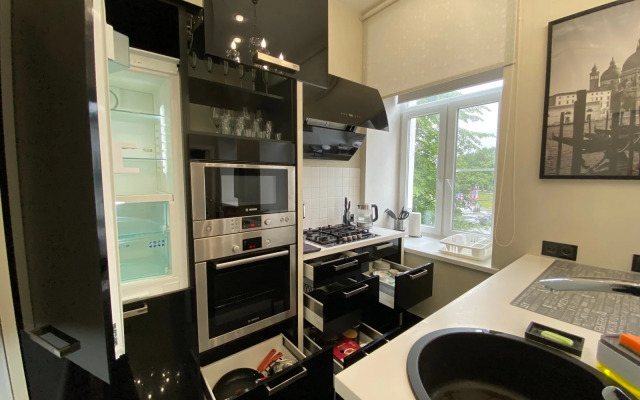 Dizaynerskaya V Tsentre Yaroslavlya Flat