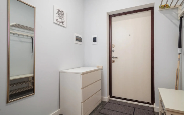 Апартаменты Белоснежные с Отдельной Кухней-столовой