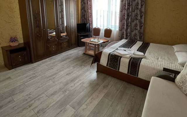 Отель Радуга