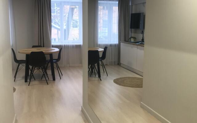 Studiya U Pruda Flat