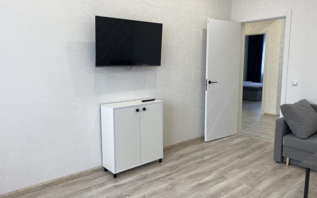 Sovremennaya i Stilnaya Kvartira Flat