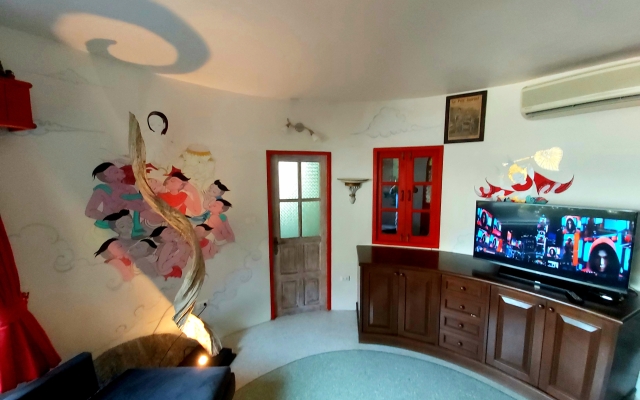 Sea Cave Villa