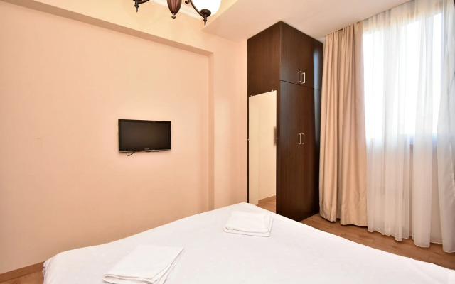 2-K, Ulitsa Yeznika Kokhbatsi, Ko110 Flat
