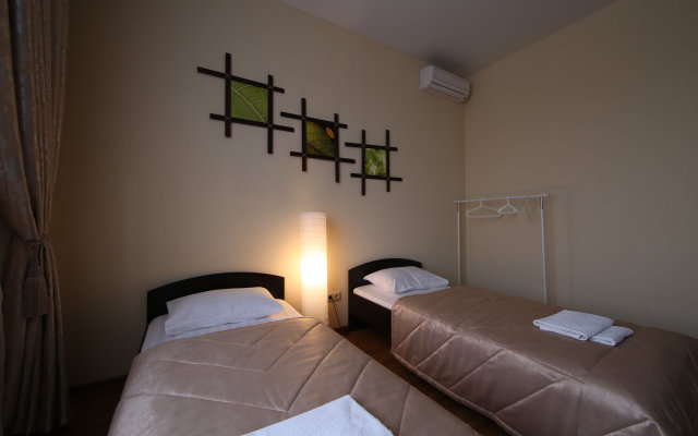 Smart People Eco Hotel