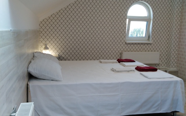 Sem'ya Guest house