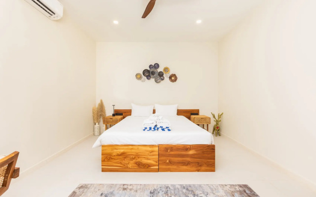 Emilia 3BR Private Pool Naiharn Villa