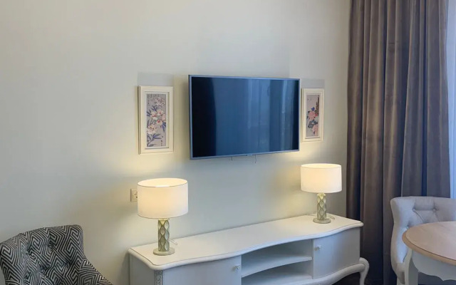 Royal Suite Apartments