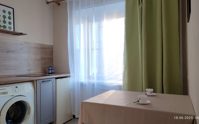 Na Shilova 12 Flat