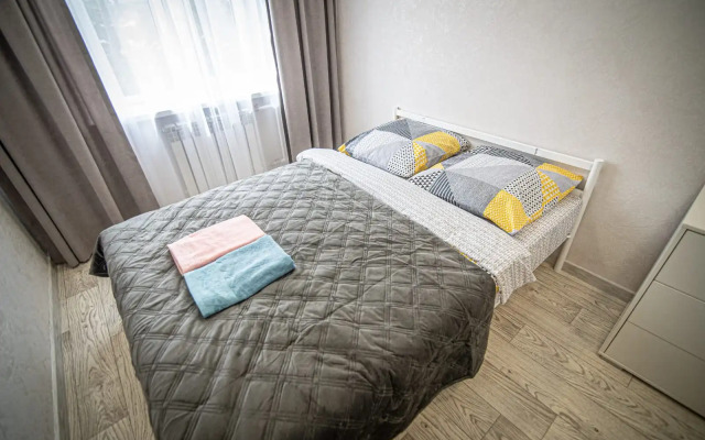 Trehkomnatnaya V Tsentre Yuzhno-Sakhalinska Flat