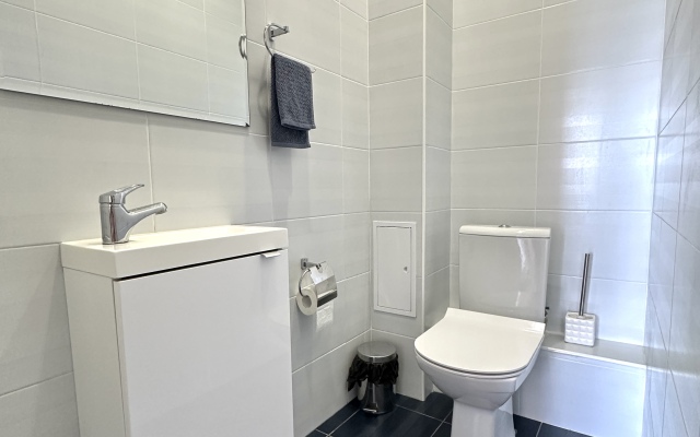 Prostornaya Kvartira V Novom Zhk Apartments