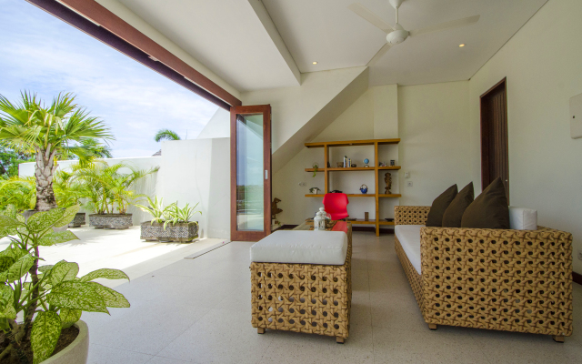 Trendy Villa with Private Pool