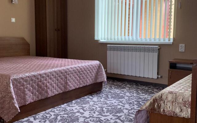 Na Kositskogo Guest House