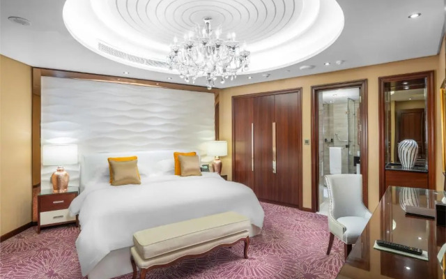 Отель Al Marwa Rayhaan by Rotana