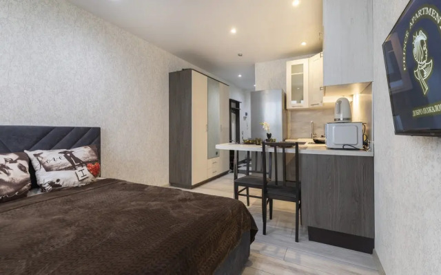 Апартаменты Prince Apartments на ПроспектеСтроителей 18 (234)