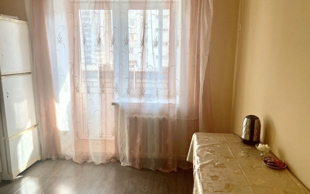 Na Ulitse Sofyi Perovskoy 15/2 Flat