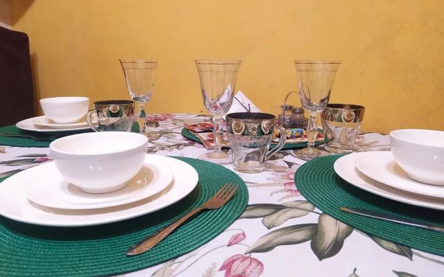 Квартира уютная трехкомнатная  на Демократической 35