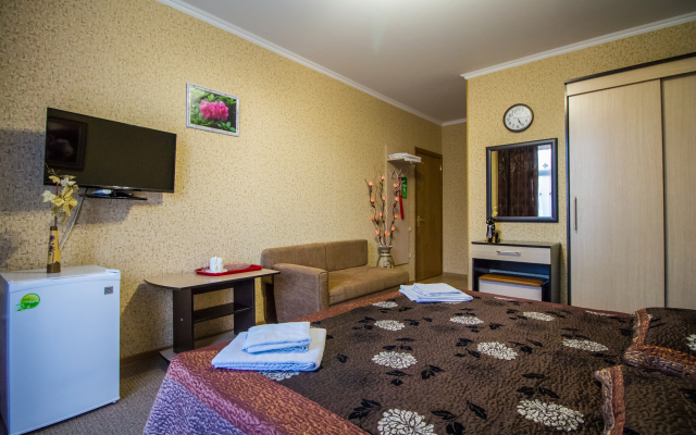 Kameya Guest house