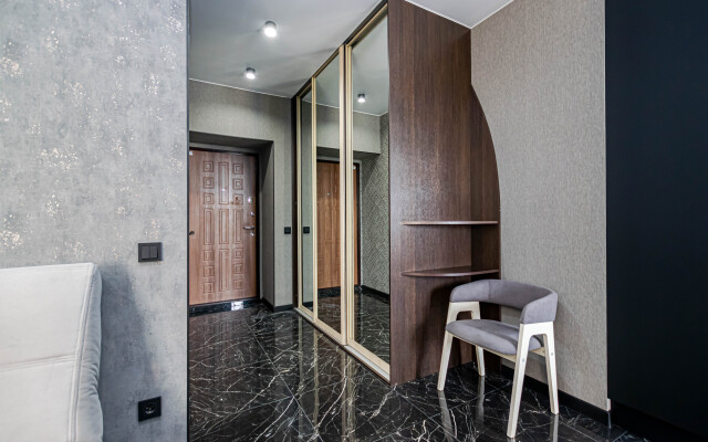 Sovremennie Uyutniye U Tts Planeta Apartments