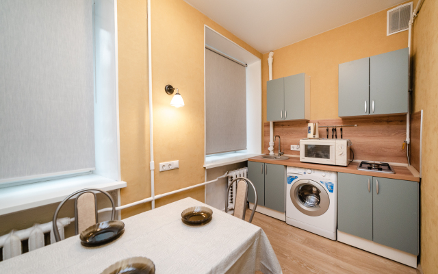 1ya Dubrovskaya 4b Apartments