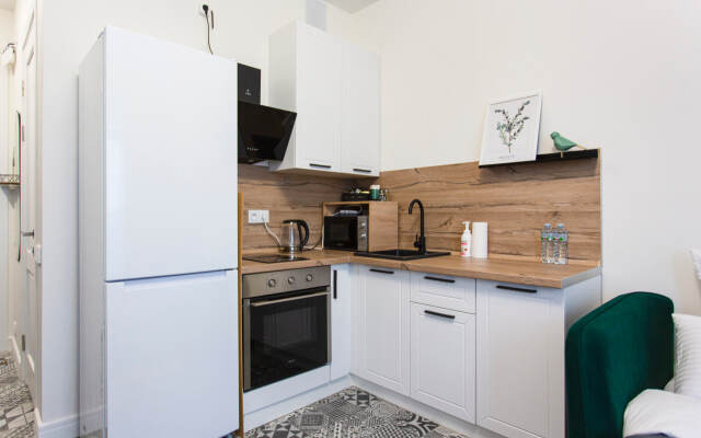 Na Ulitse Lobanovskiy Les Flat