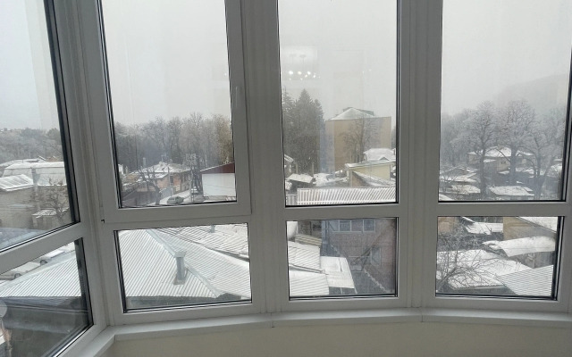 Loft V Elitnoy Novostroyke V Tsentre U Parka Flat