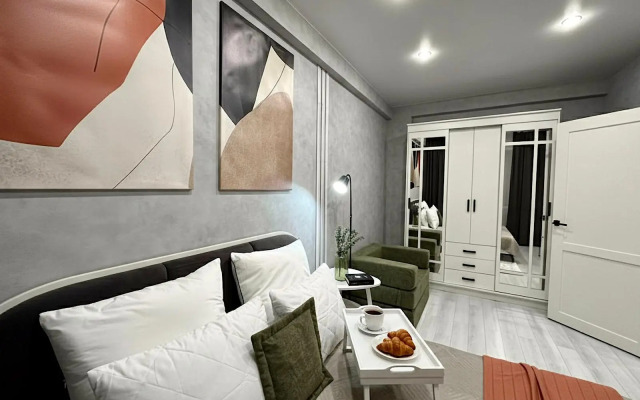 Квартира Живи Тут 89