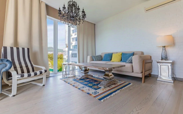 Na Primorskoy 30A Flat