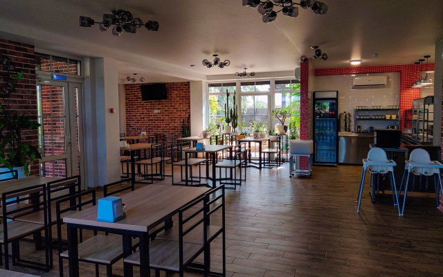 Anapa LOFT Inn Guest House