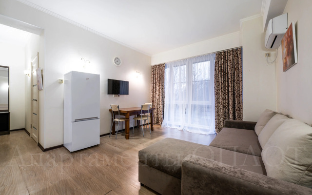 Oplot - S dvumya spal'nyami i vannoj 2 Apartments