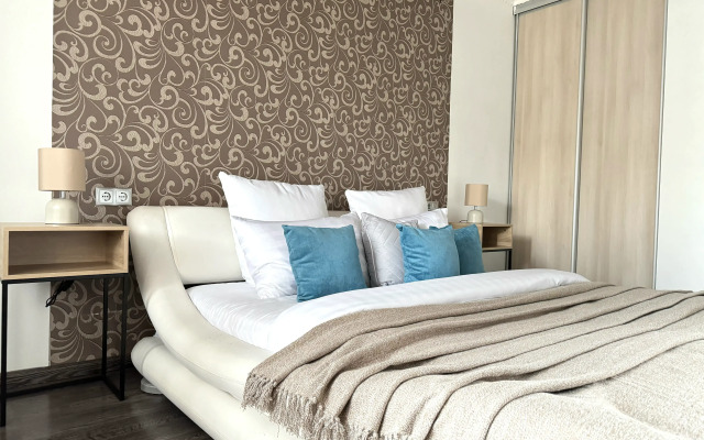 Апартаменты Евродвушка с джакузи рядом с Крокусом