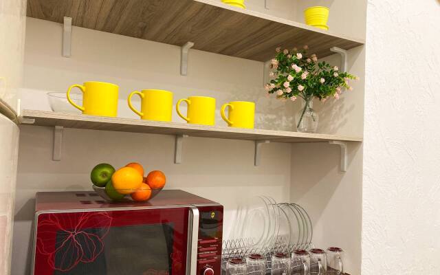 Happiness Live in the center of Sevastopol Apartment