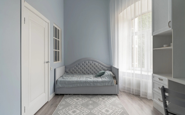 Квартира у Таврического Сада