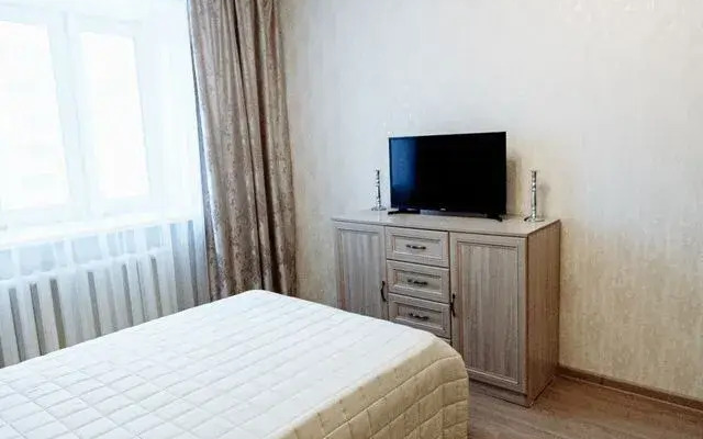 Квартира светлая однокомнатная на улице Лётчика Каберова 1А