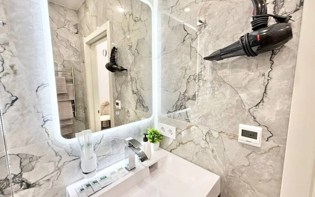 V Samom Zelenom Rayone Sochi Flat