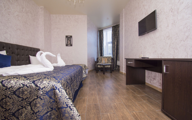 Grand Noy Hotel