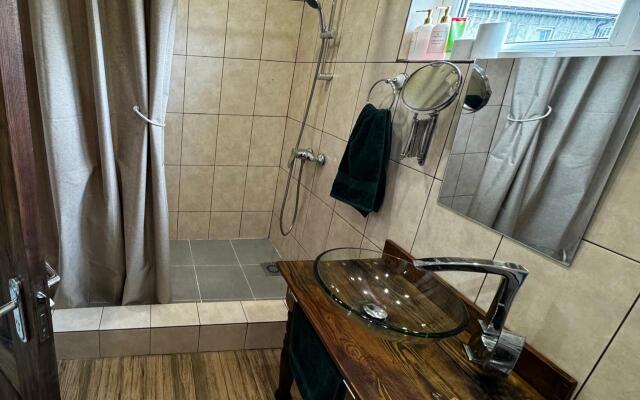 Mane Guest House