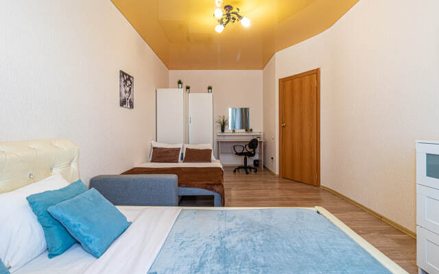 Uyutnaya kvartira s novym remontom Apartments