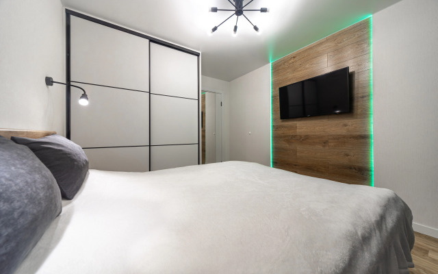 Апартаменты на Мельникайте 16