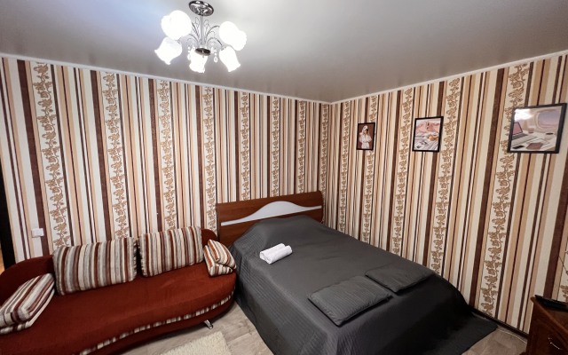 Апартаменты 2кв Центр Уютная на Геологоразведчиков 44а